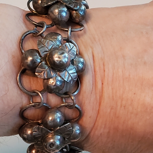 Sterling Bracelet & Brooch Set Sterling Silver Estate Piece Unique Hand Made - Picture 3 of 17